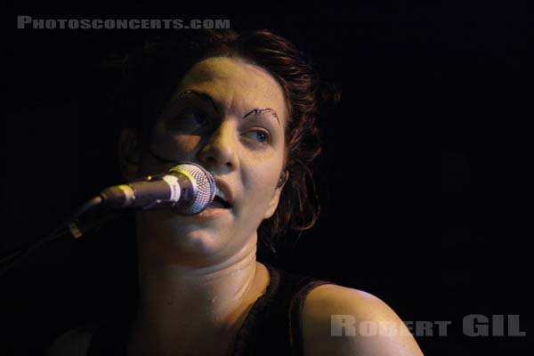 THE DRESDEN DOLLS - 2005-06-21 - PARIS - Nouveau Casino - 